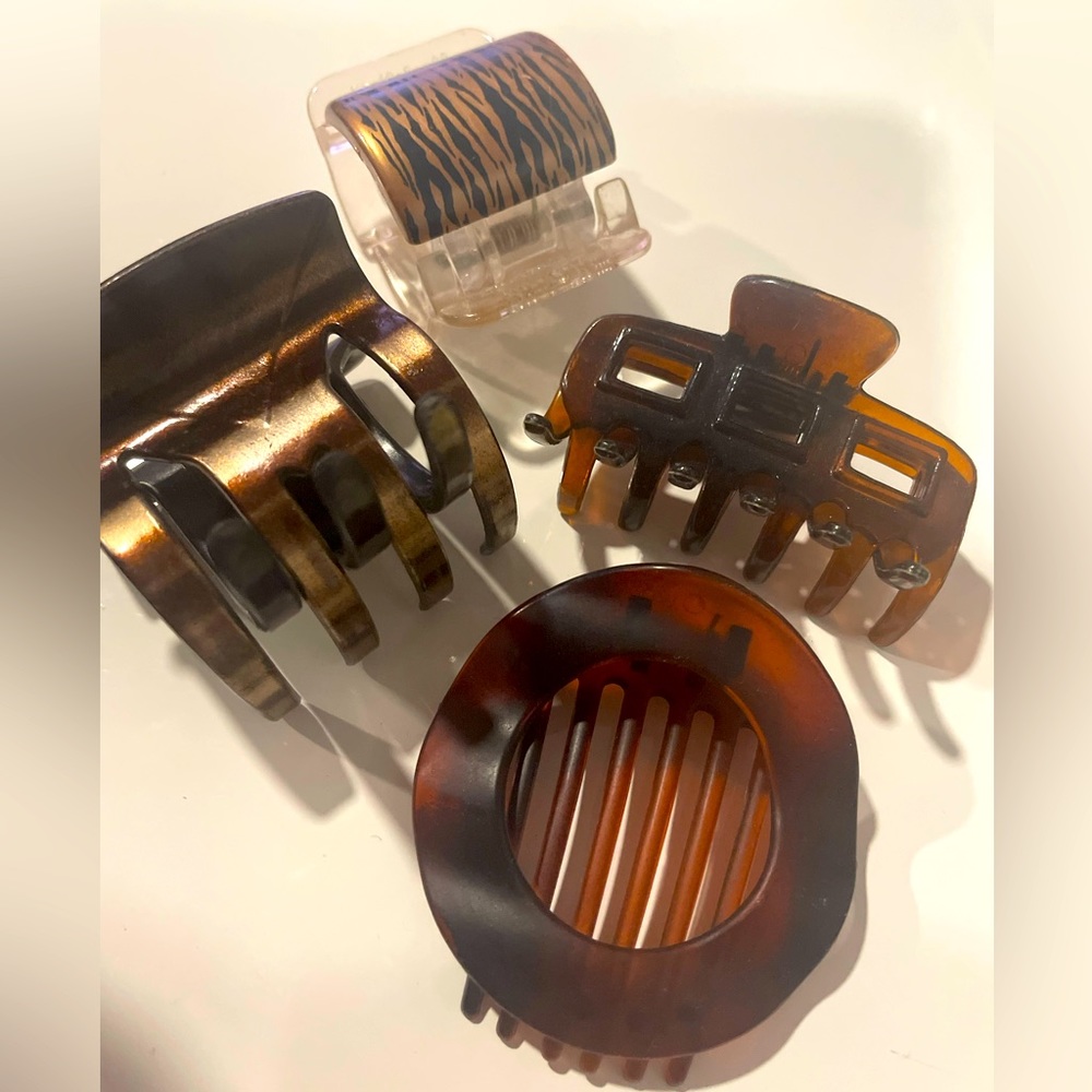 Set of 4 bronze/brown/black tones hair claw clips